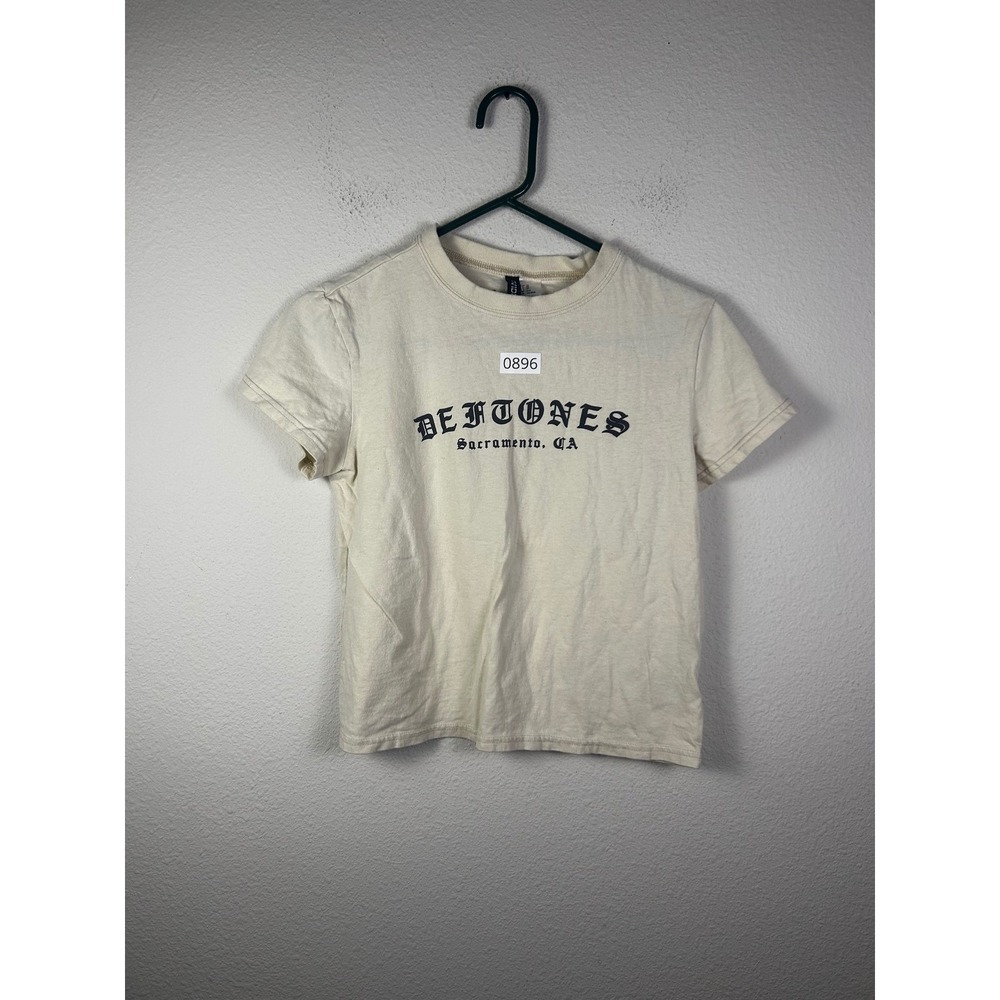 H&M Divided Deftones Sacramento CA Graphic T-Shirt Cream XS Short Sleeve Tee